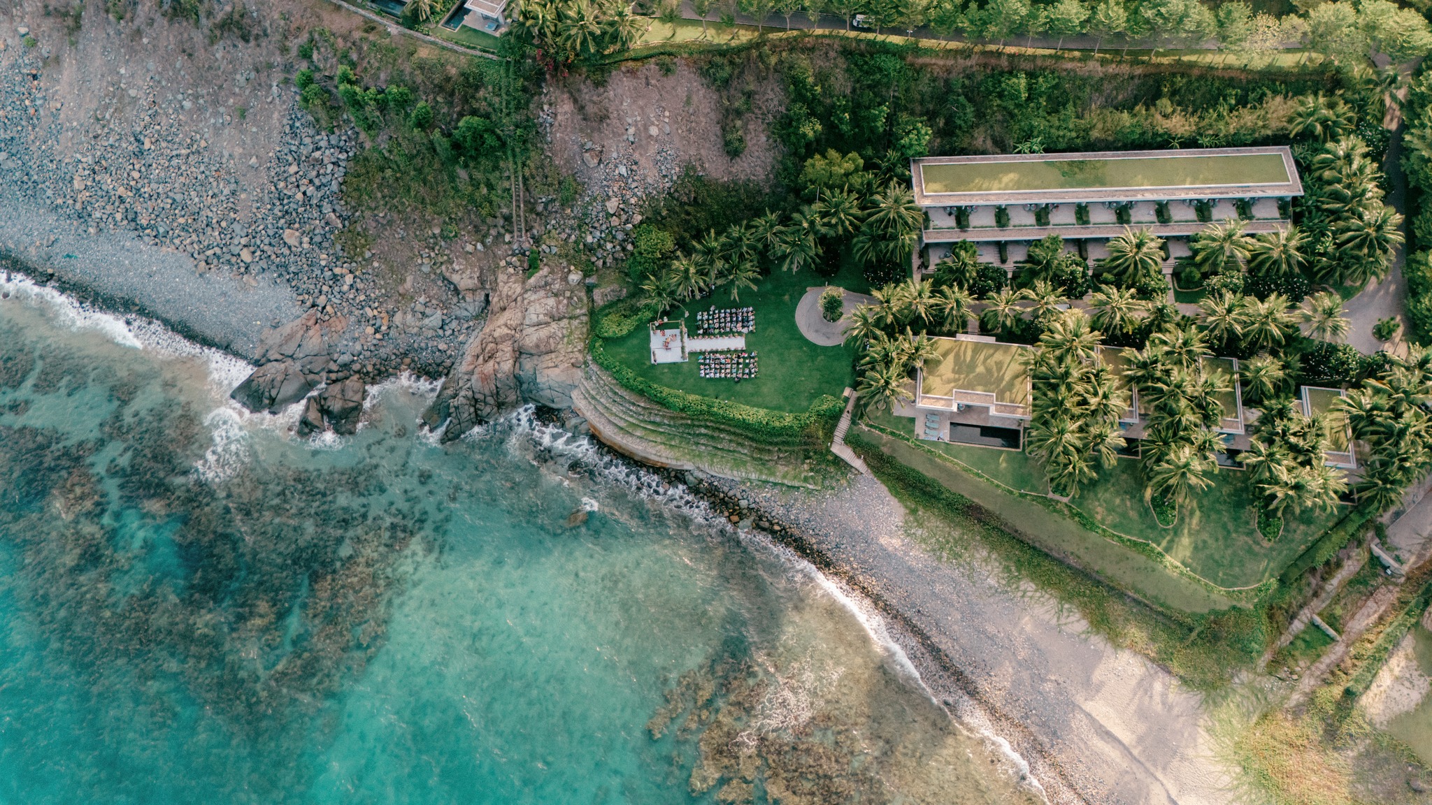 MIA Resort Nha Trang trên vách đá nhìn ra biển xanh ngọc